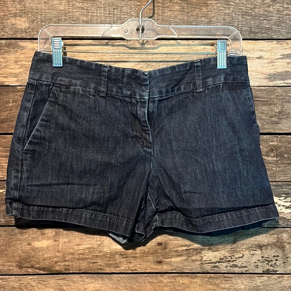 💰BOGO FREE Ann Taylor LOFT Denim Jean Shorts - Picture 4 of 6
